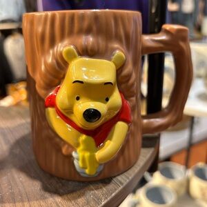 Winnie the poo Disney world mug nwt